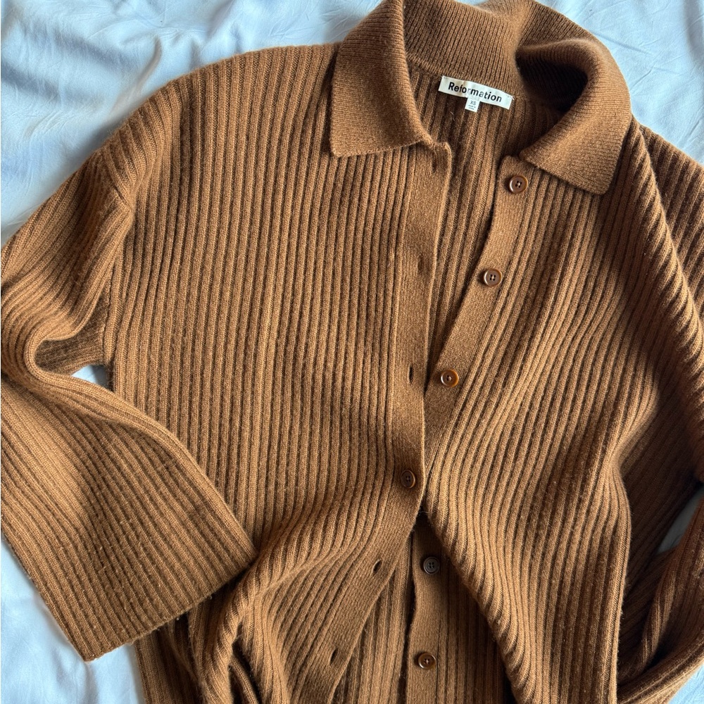 Reformation Fantino Cashmere Collared Cardigan in Cinnamon